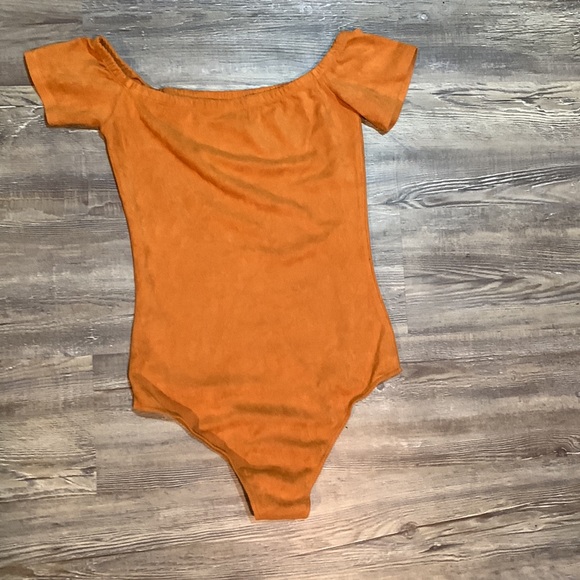 Design Lab Rust Colored Body Suit Shirt. - Picture 2 of 7